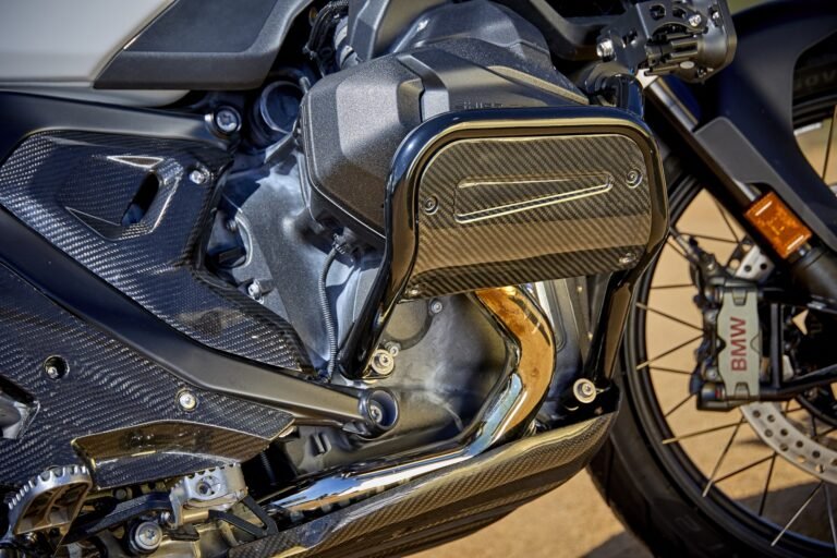 AERO PERFORMANCE BMW R1300GSA CRASHBAR SIDE