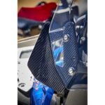 WIND DEFLECTOR INSTALLED RIGHT